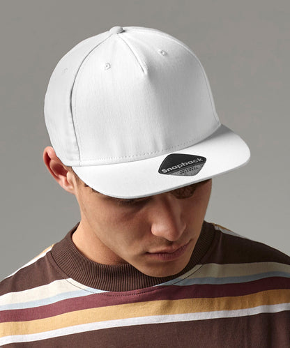 White 5-panel snapback rapper cap front view