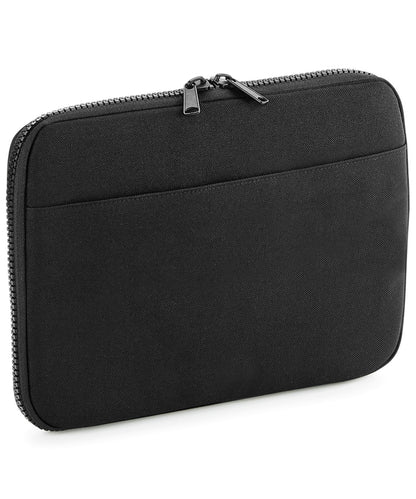 Black essential tech organiser front view