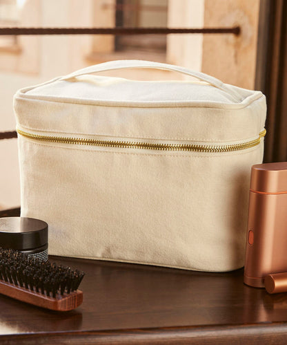Natural canvas vanity case front view