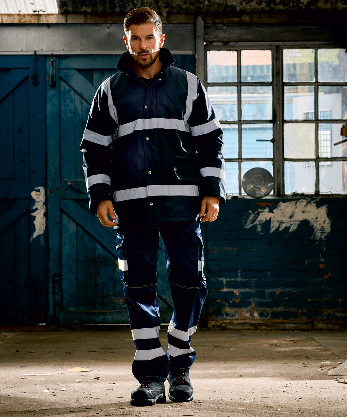Navy hi-vis security jacket (hvp30) front view